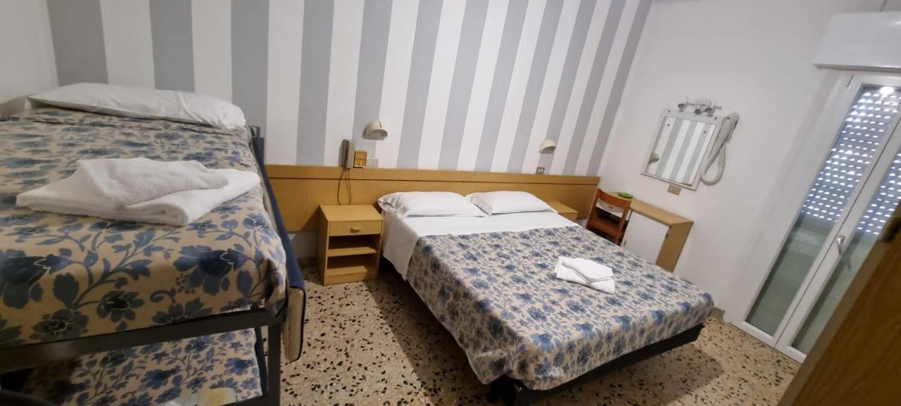 מיסאנו אדריאטיקו Hotel Franca מראה חיצוני תמונה